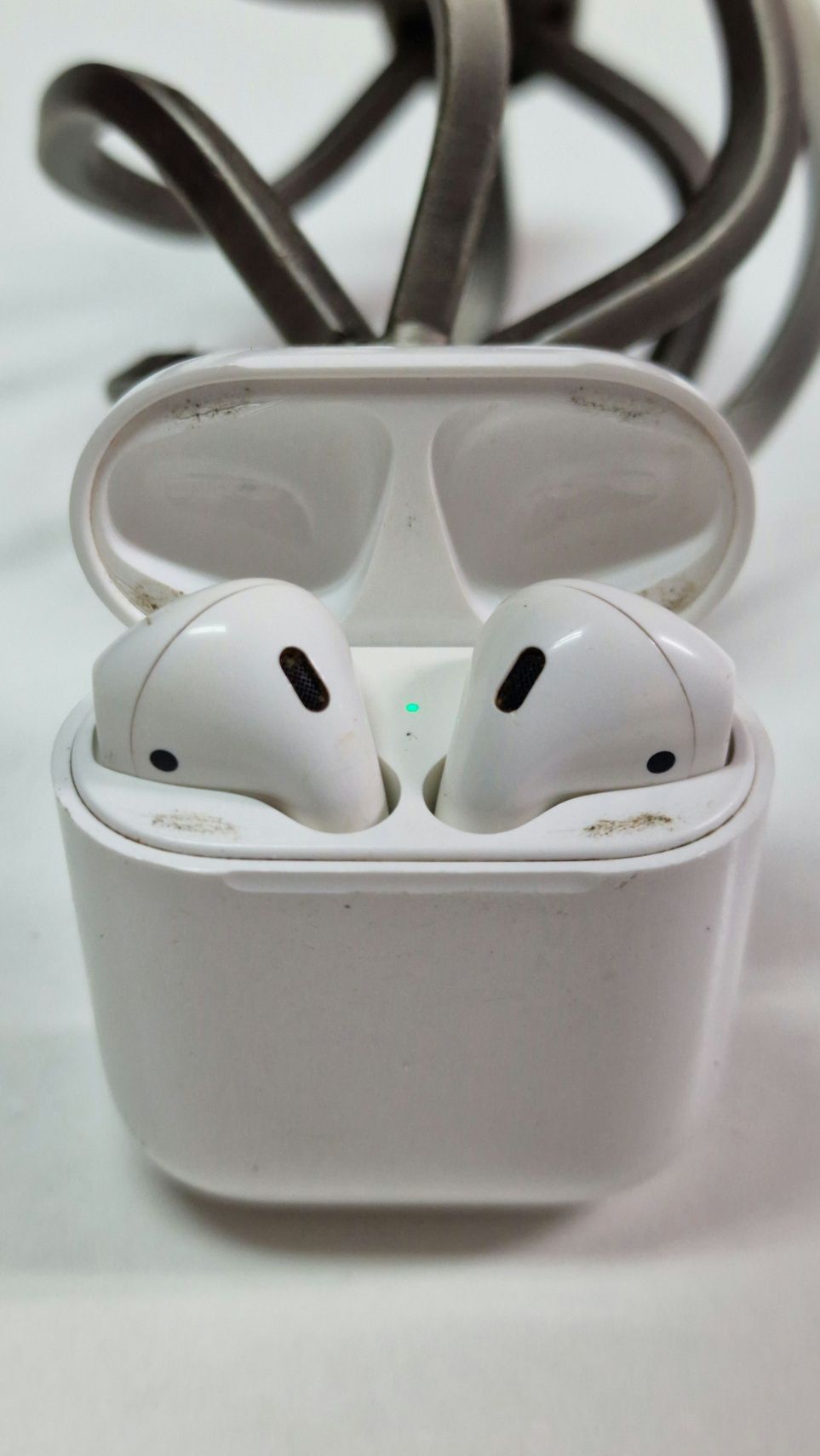 AirPods 1ª Geração - Usados - Funcionam Perfeitamente