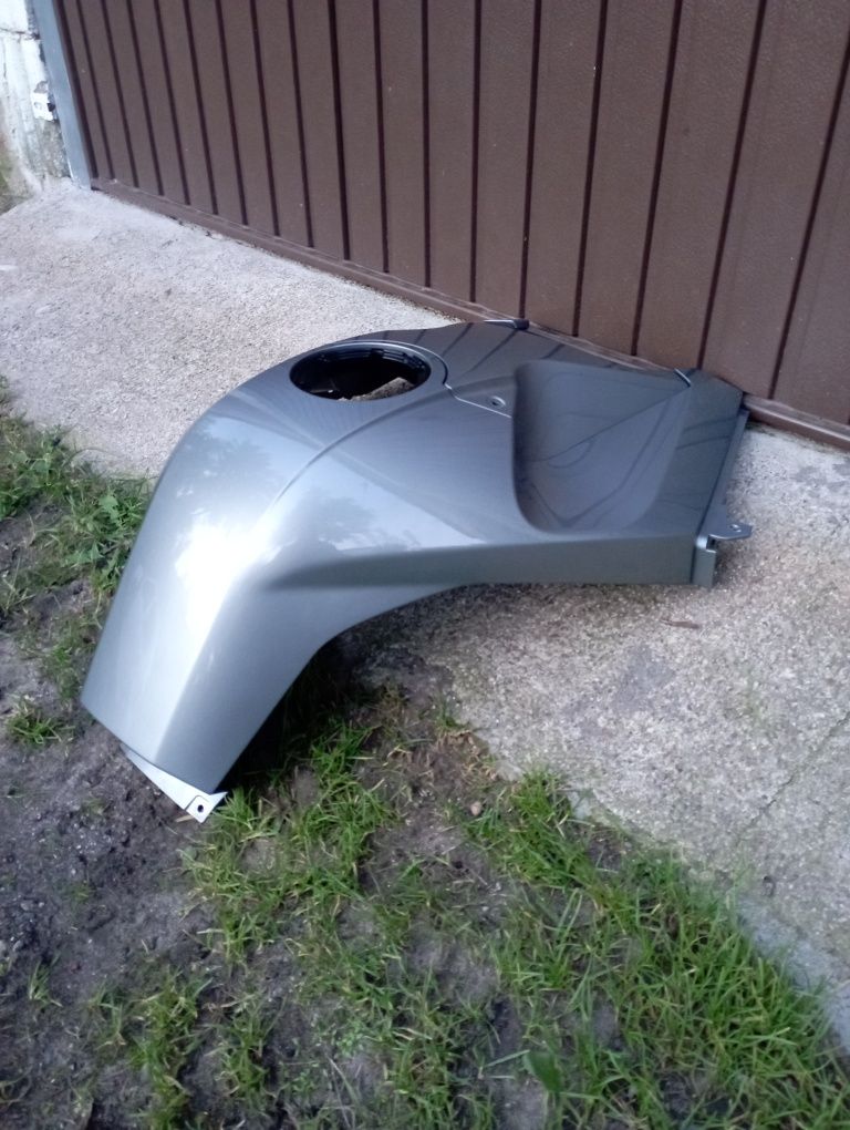 Nakładka,plastik zbiornika paliwa Bmw K1200GT 06/08r