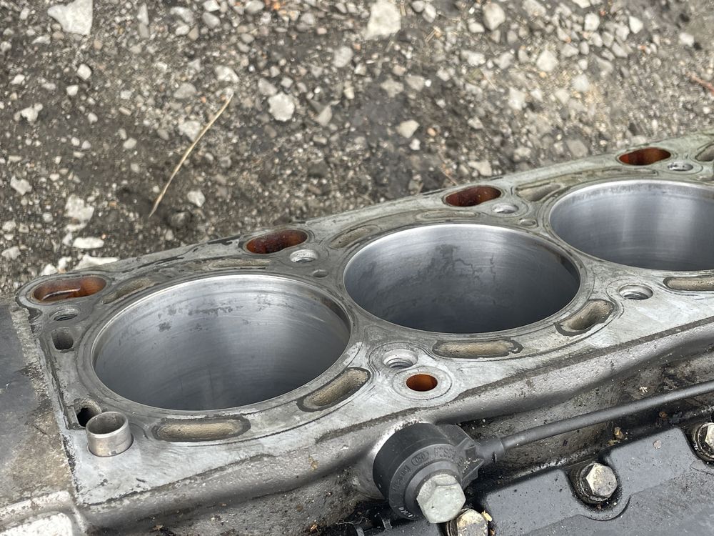 Blok silnika V8 BMW 4,4 m62, m62tu e38, e38, e53 X5