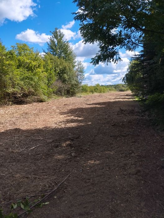 Sprzedam  piękną działkę budowlaną.