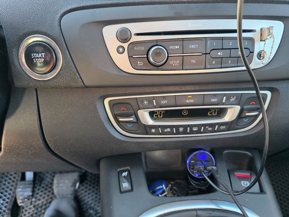 Продам Renault grand scenic 3 2013  3 2013