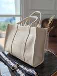 Стильний шопер Marc Jacobs Tote Bag (люкс)

Кольори: білий, молочний,