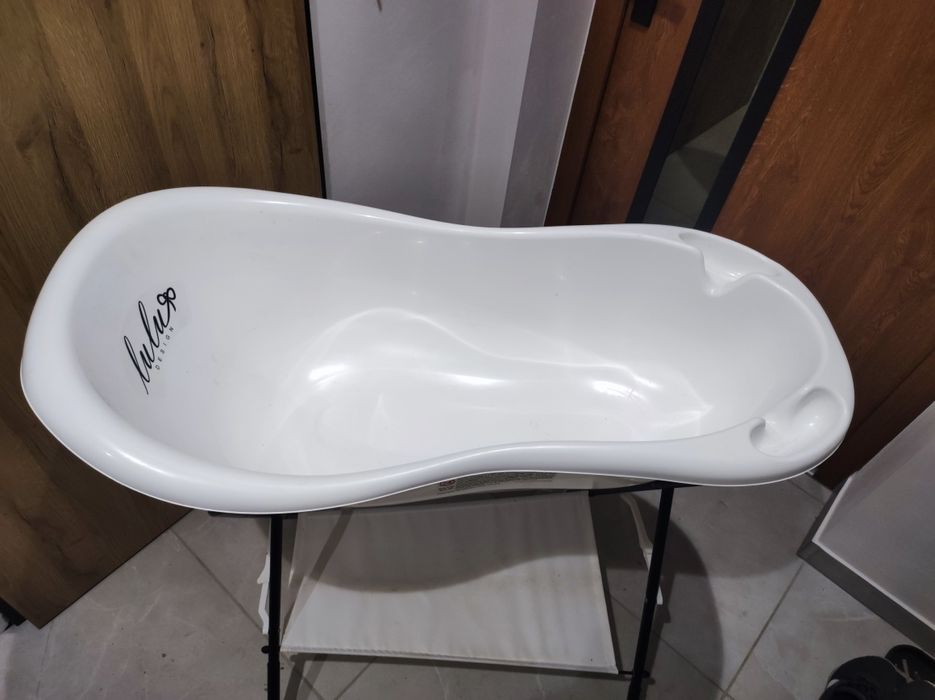 Wanienka ze stelażem lulu design 100cm