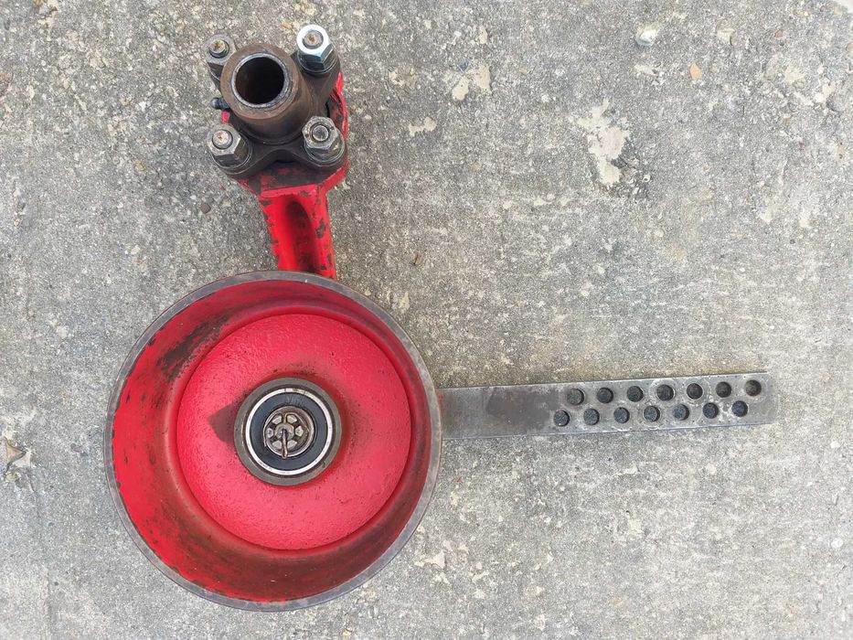 Napinacz pasa młocarni massey ferguson