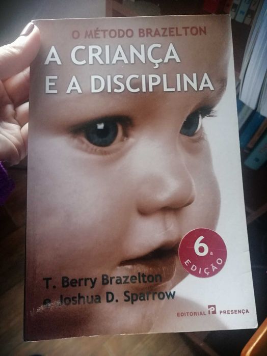 Vários livros diversas áreas