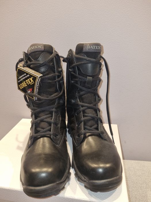 Nowe buty Bates model E02267