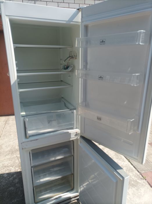 Продам холодильник Whirlpool