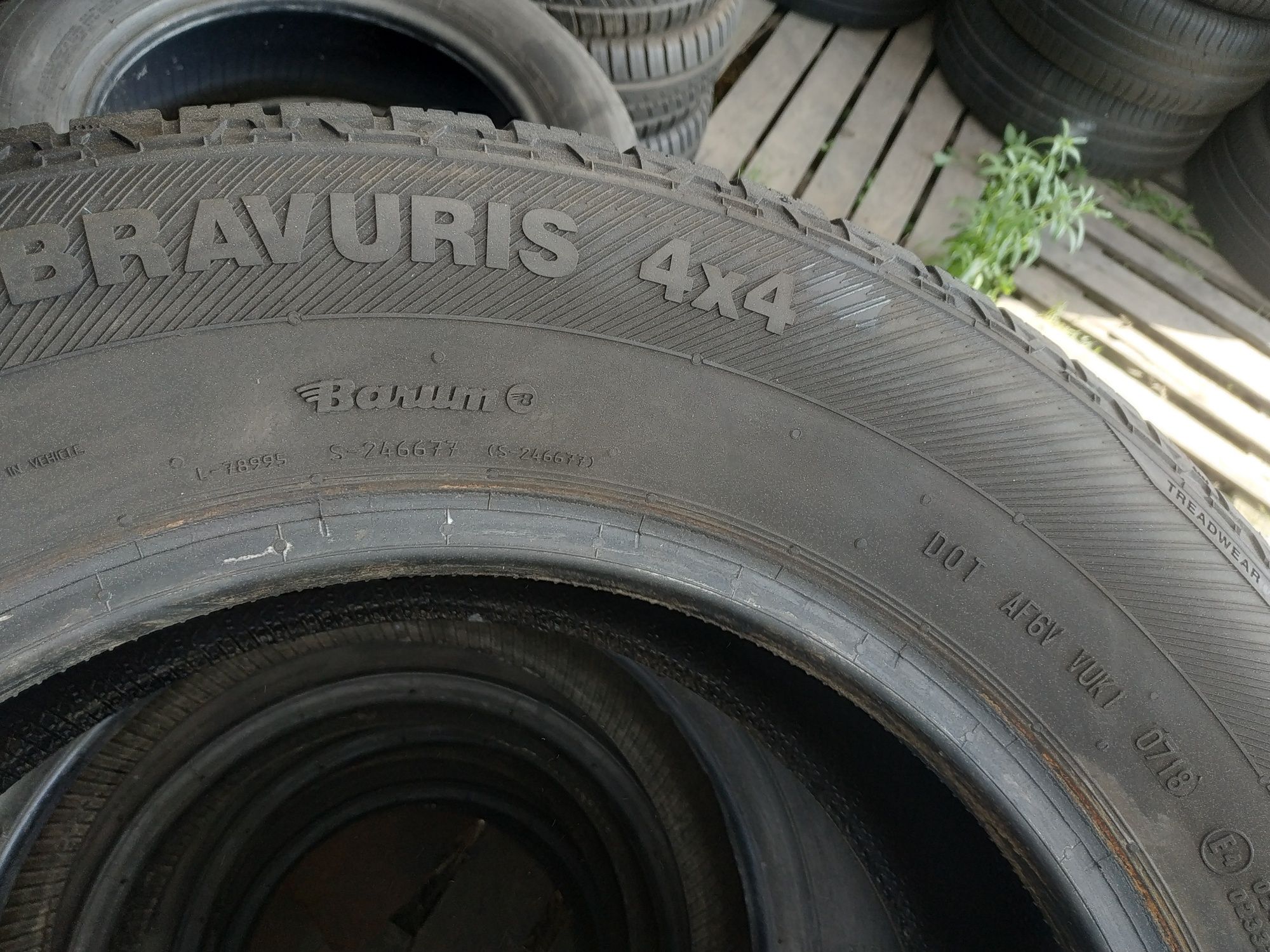 Шини резина літо 215/65 R16 Barum bravuris 4*4