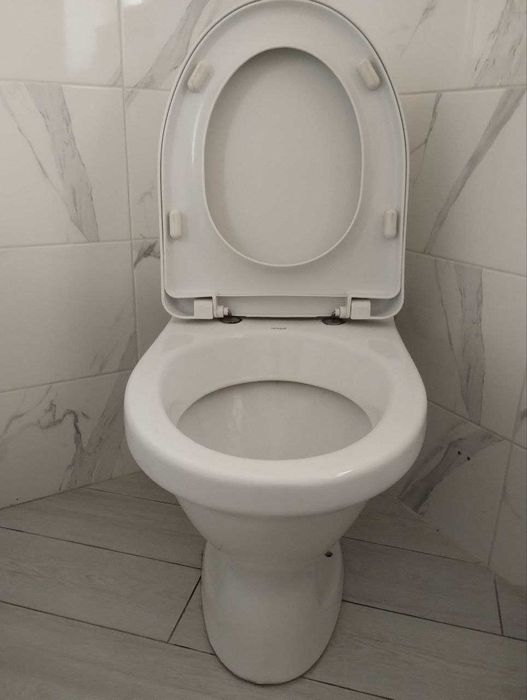 Продам унітаз б/в стан відмінний