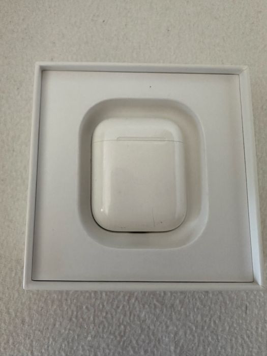 Apple Airpods  1 ( Do naprawy lub na części zamienne)