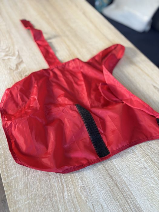 amiplay Bristol Pelerynka przeciwdeszczowa 38 cm czerwona dla psa