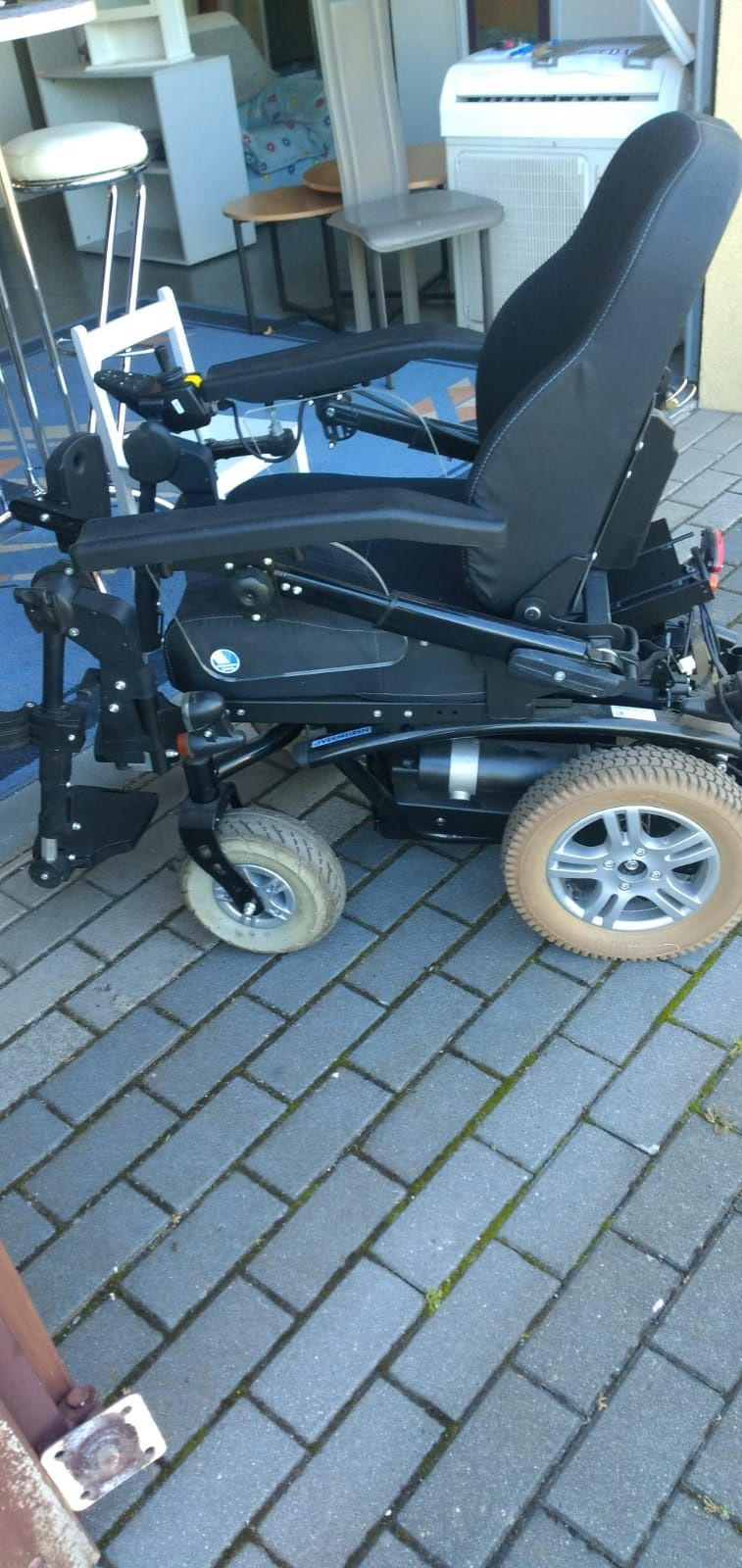 Sprzedam elektryczny wozek.inwalidzki