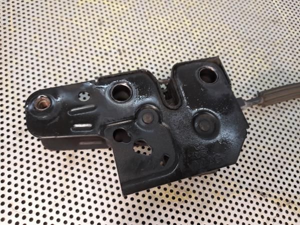 Fechadura / fecho capot VOLKSWAGEN Caddy III Kombi (2KB, 2KJ, 2CB, 2CJ