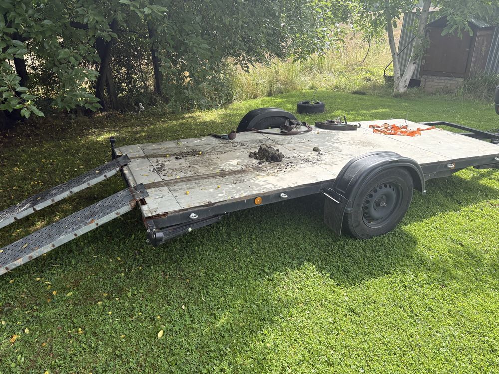 Wynajem przyczepy 1200  dmc ładownosc 900 kg