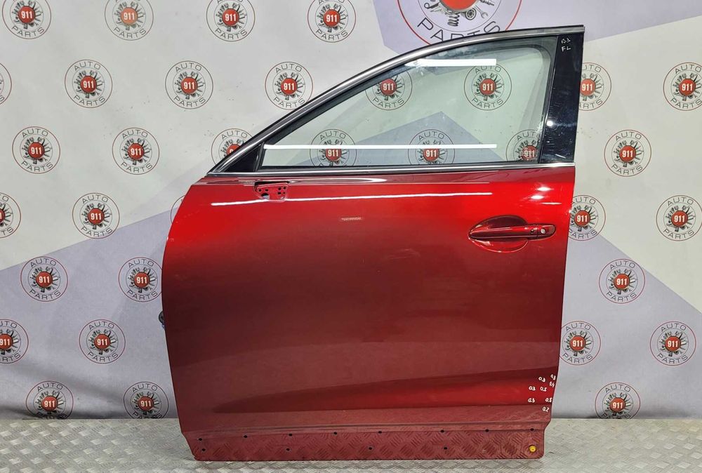 Двері передні ліві на Mazda CX9 2016-2023