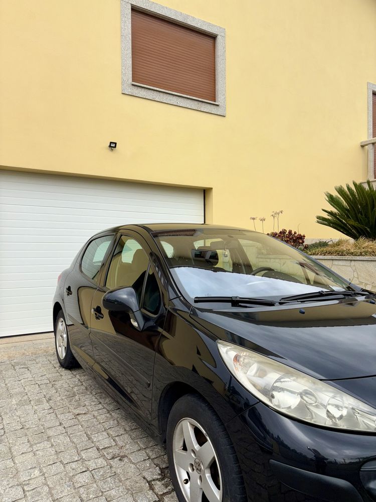 Peugeot 207 1.4 Hdi