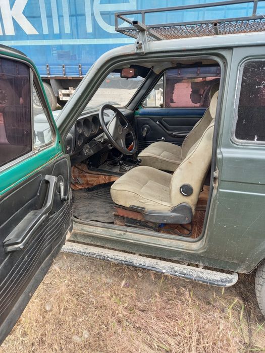 Продам машынку для любитилей бездорожья