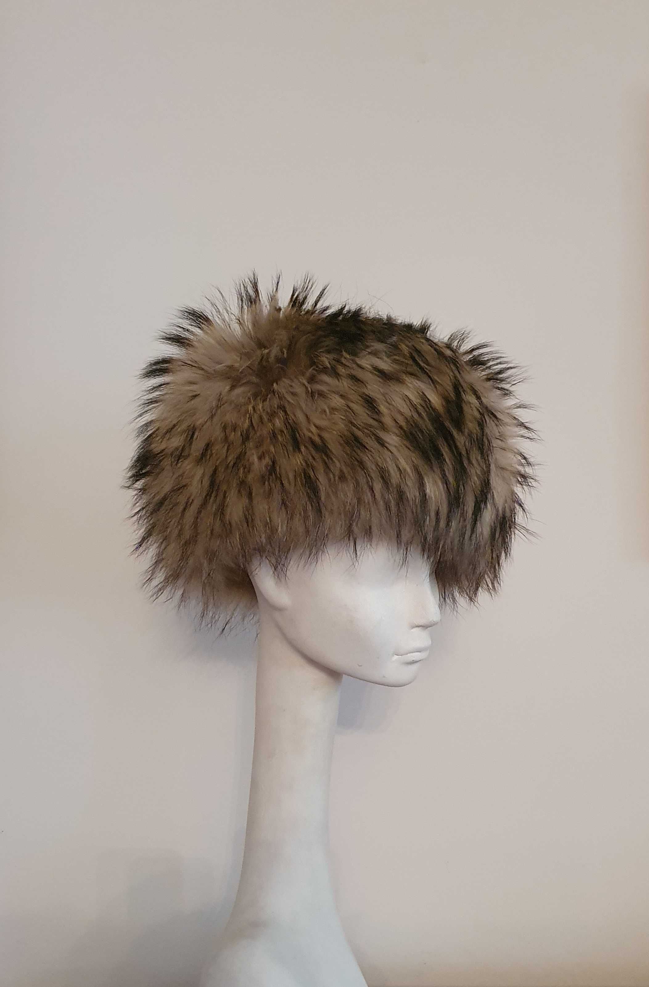 Czapka z jenota. Jenot futro naturalne (2)