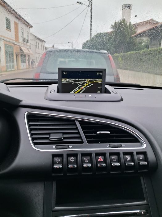 Peugeot 3008 2.0 HDi 163cv