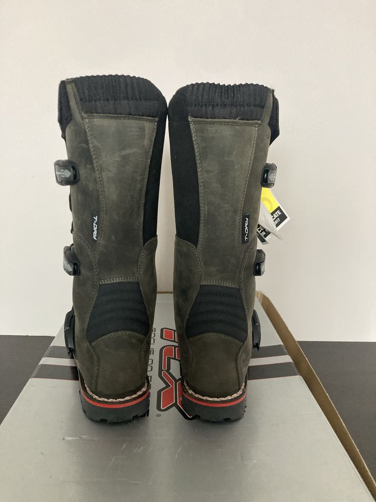 Buty motocyklowe TCX Adventure. Buty ADV