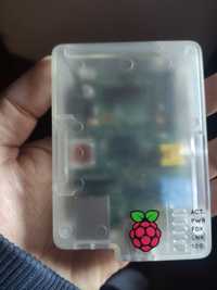 Raspberry pi com case