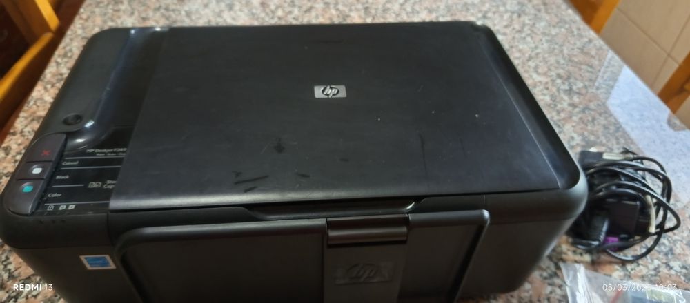 HP Deskjet F 2492 Printer, Used in Good Condition64171300776321121