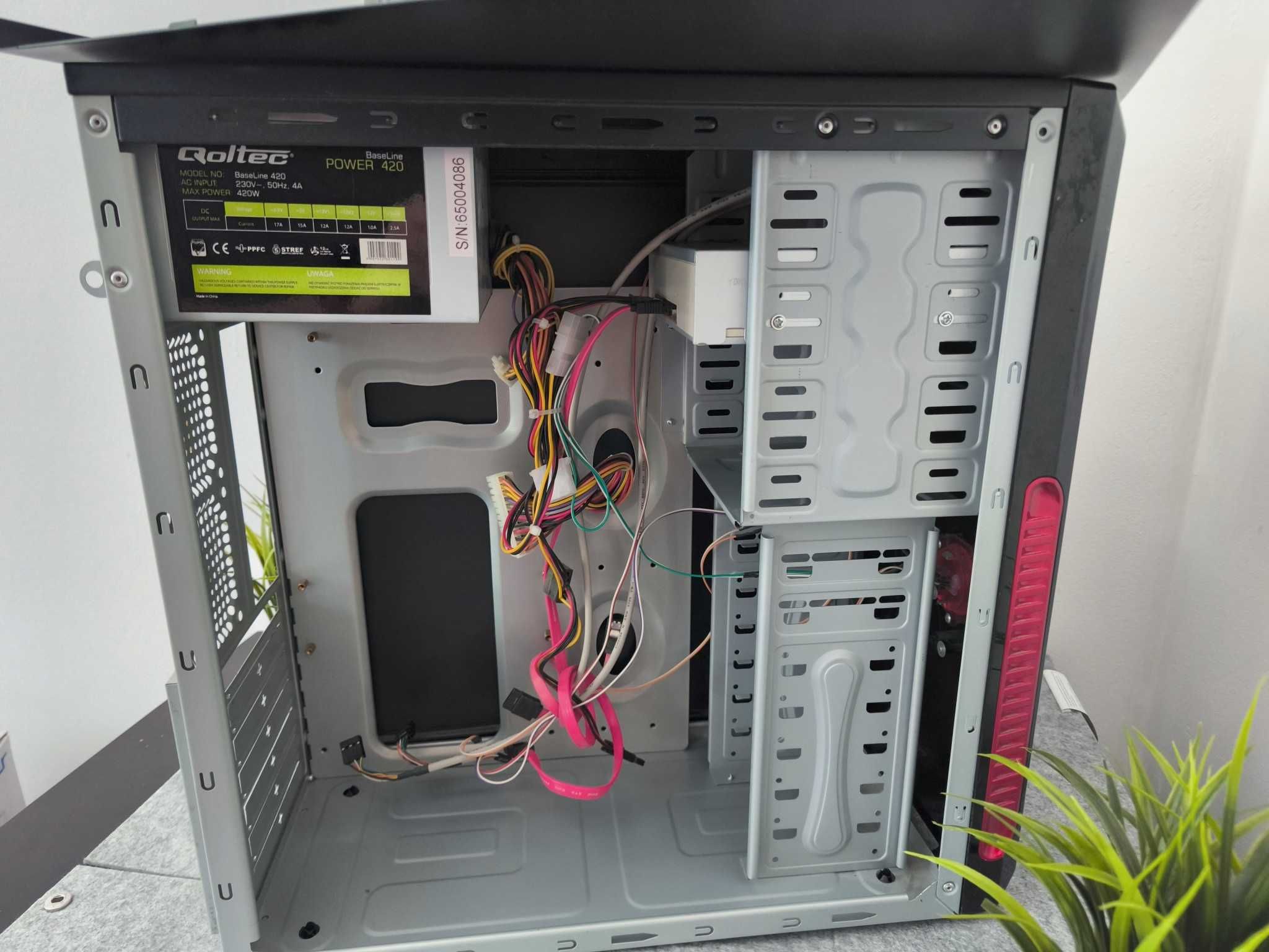 Obudowa QOLTEC Hyperion z zasilaczem 420W  i nagrywarka