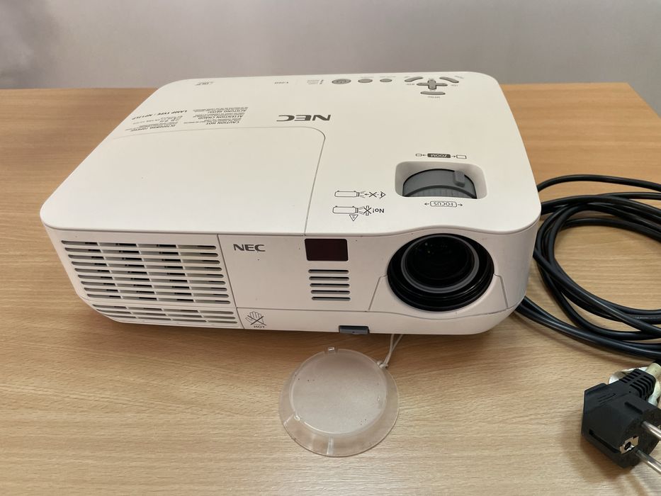 Проектор NEC NP-V260