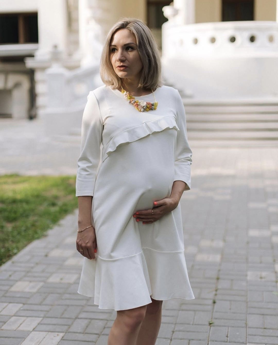 Сукня для вагітних та годуючих мам