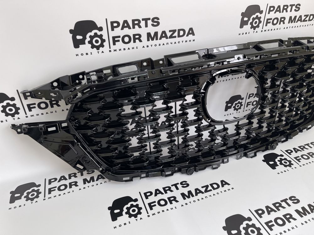 Решетка радиатора со значком и молдингом Mazda CX-5 2022 2023 CX9 CX50