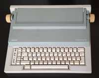 Электрическая печатная машинка Olivetti ET personal 55