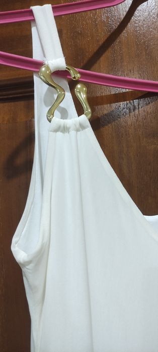 Vestido longo Julie com decote profundo , marca Sunfere