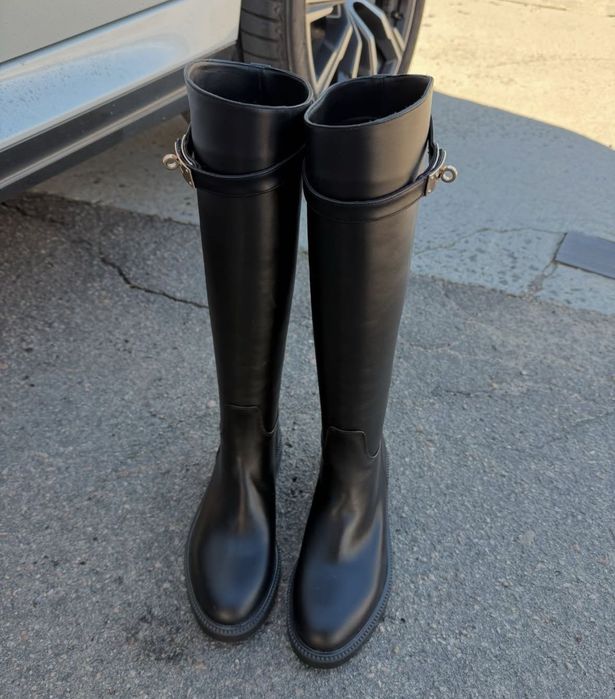 Жіночі сапоги на байці, стан новий