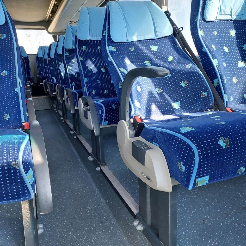 Wynajem busów bus, autokarow, autokar, oraz 9 osobowy- przewóz osób