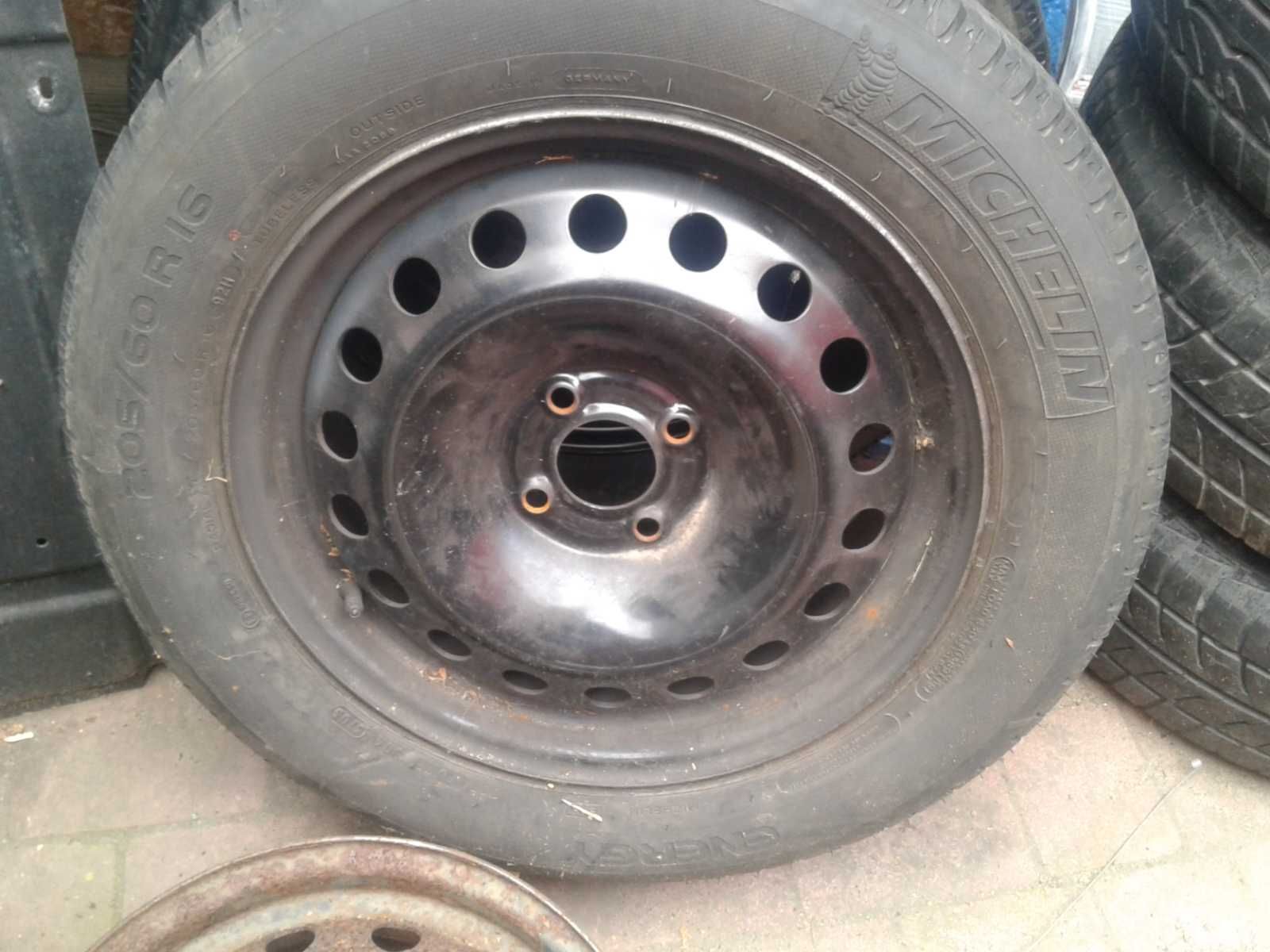 Nowa Felga Stalowa 16 4x100 Reno Renault Scenic 2 Megane 2 Zapas Koło