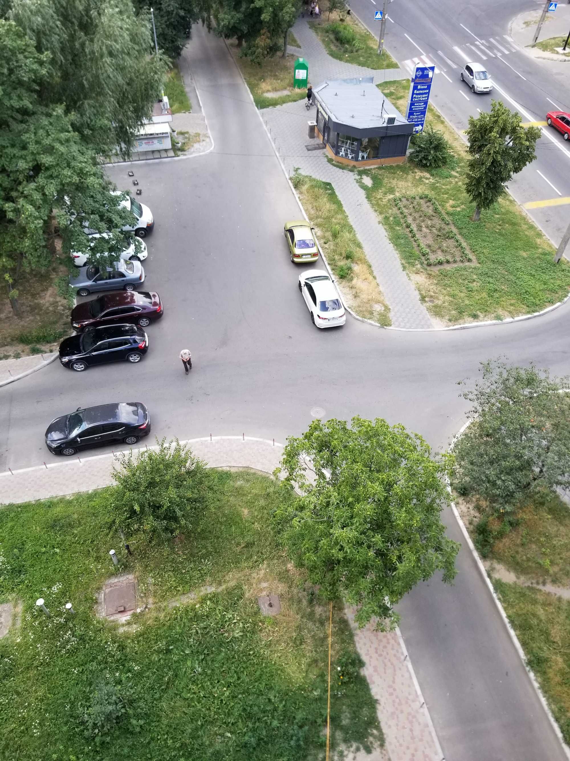 Своя, Бровары, 1к, рядом с ТРЦ Терминал