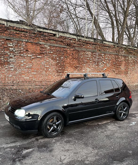 поперечини,  рейлінги на кришу VW Golf  оригінал в гарному стані