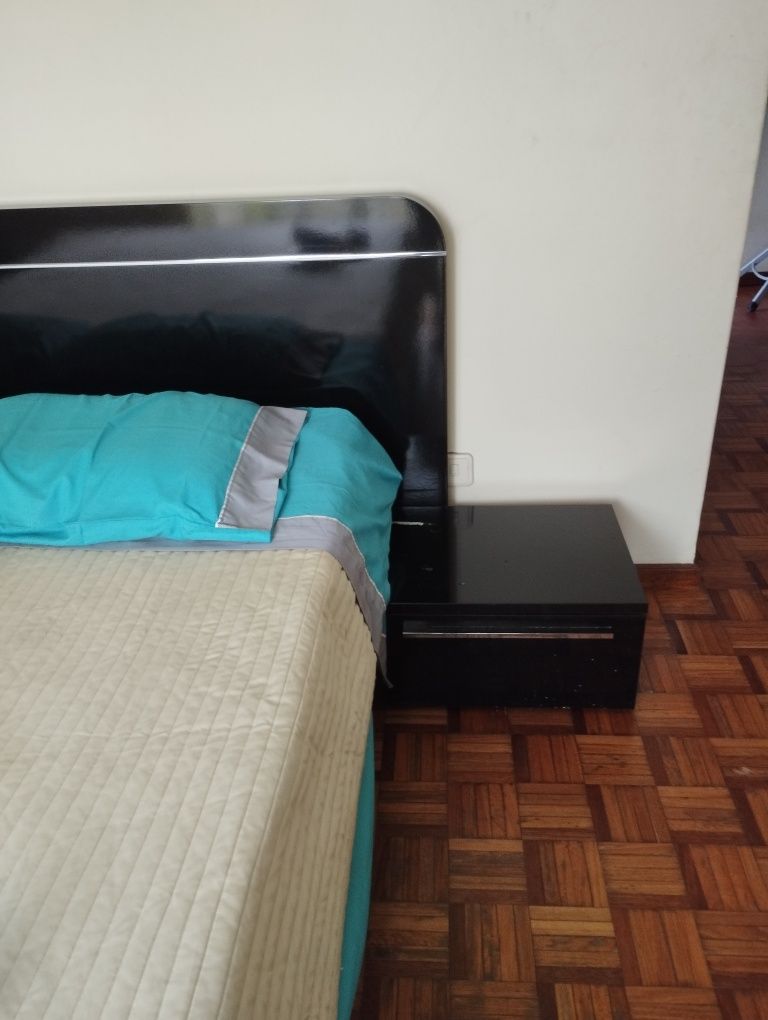 Vendo quarto 600€ negociáveis