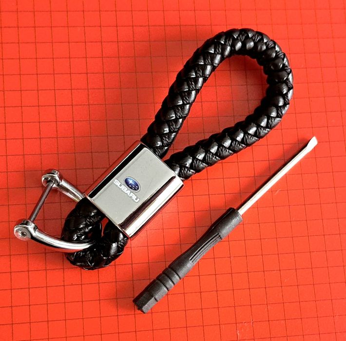 ** NOWY Breloczek SUBARU brelok do kluczy kluczyka zawieszka wisiorek
