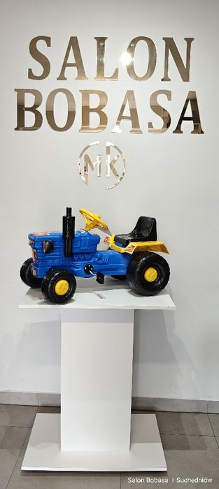 Nowy traktor na pedały, SALON BOBAS Suchedniów ul Langiewicza 3