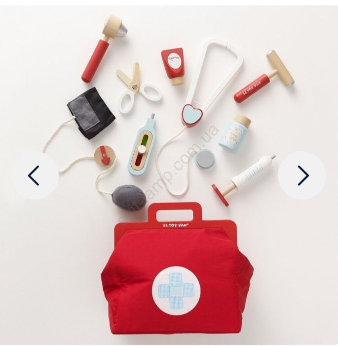 Дитячий набір лікаря з дерева .