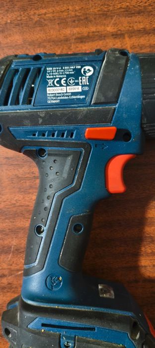 Безщітковий шуруповерт BOSCH GSB 18V-55 Тушка