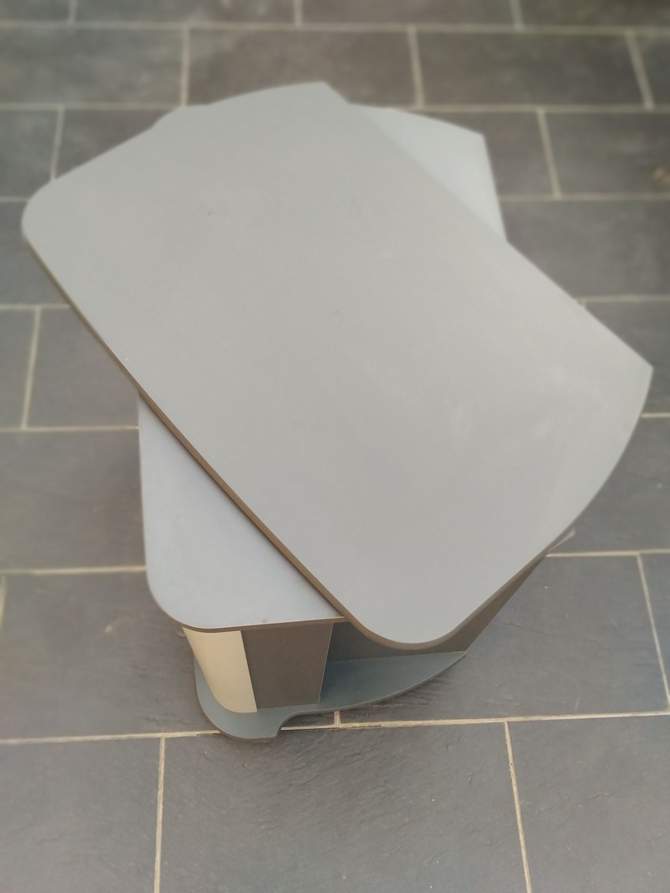Mesa Televisão com rodas