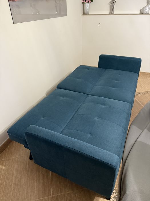Sofa rozkładana z podnóżkiem