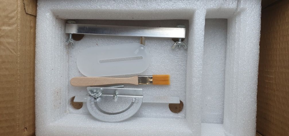 Mini piła tarczowa stołowa modelarstwo 4x tarcze zasilacz