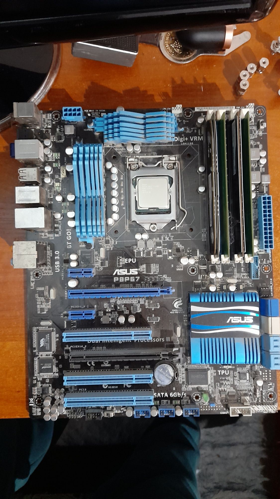 Комплект Материнка Asus p8p67 ,процессор intel core i7 2600k, озу 16gb