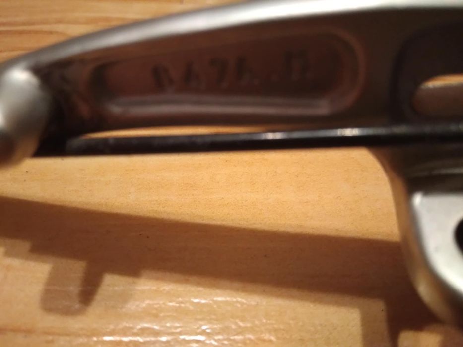 Dwie szczęki hamulcowe XLC