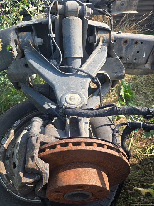 Iveco daily 2018 rok zwrotnica piasta  zawieszenie