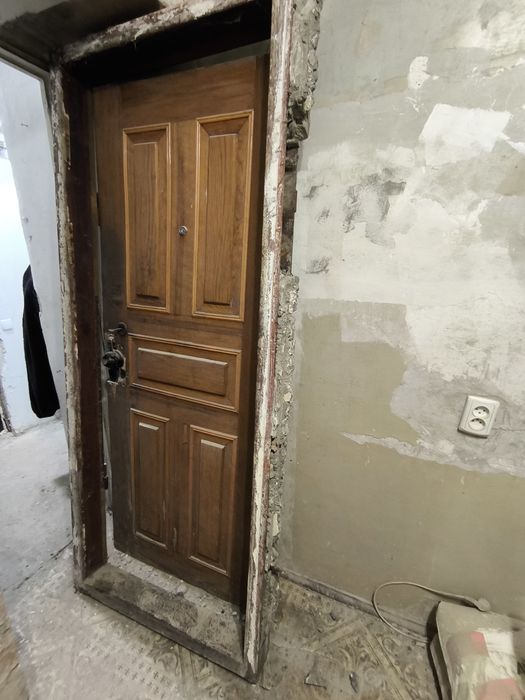 Продам дверь бронированная