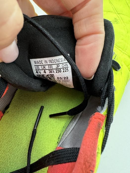 Продам бутсы adidas размер 36 и 2/3